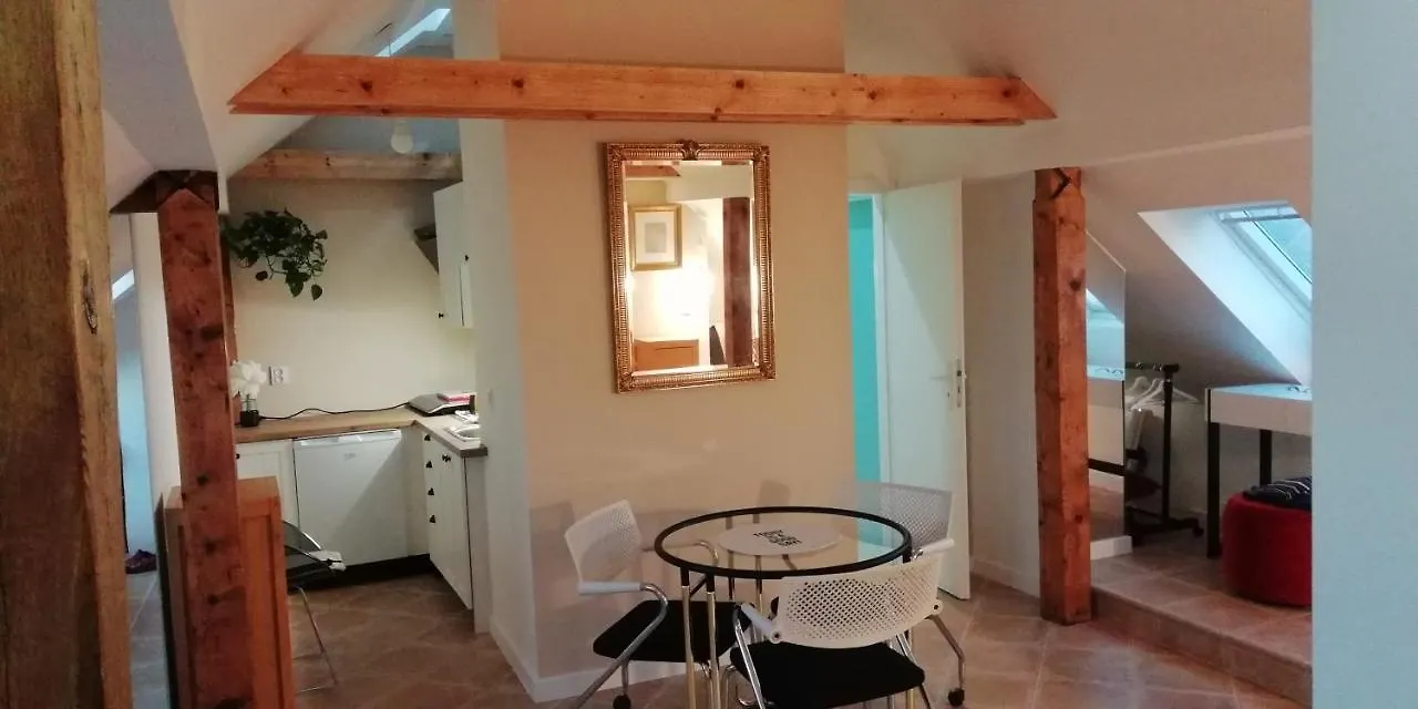 Patea Apartment Prague - Cozy And Quiet Apartment 42 Sqm Near The City Centre